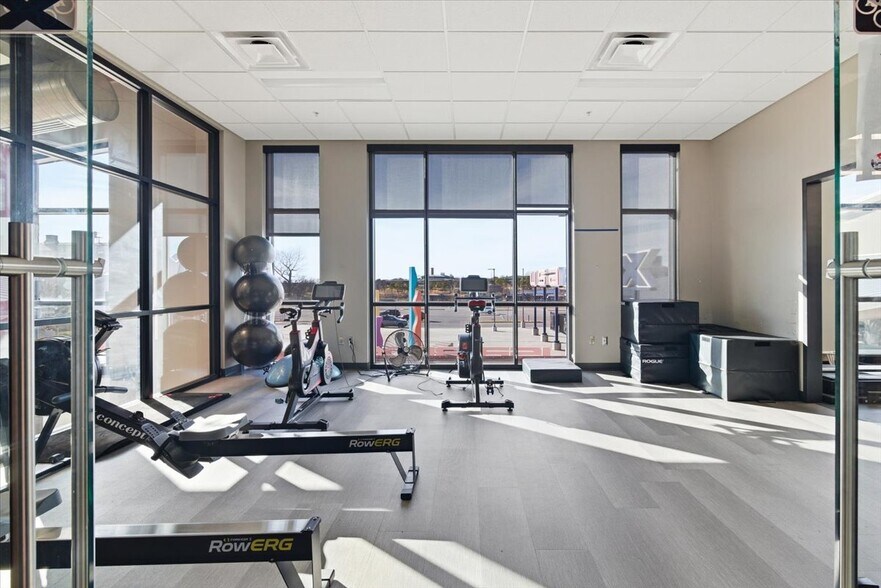 More Photos Of 490 N Lansing Ave, Tulsa Sports And Entertainment For Lease