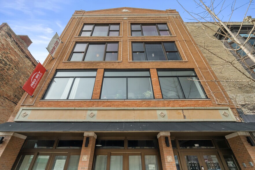 More Photos Of 410 Main St, Racine Office Residential For Sale