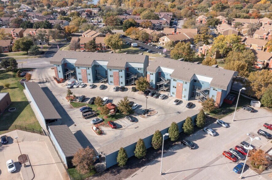 More Photos Of 429 W Central Ave, Wichita Apartments For Sale