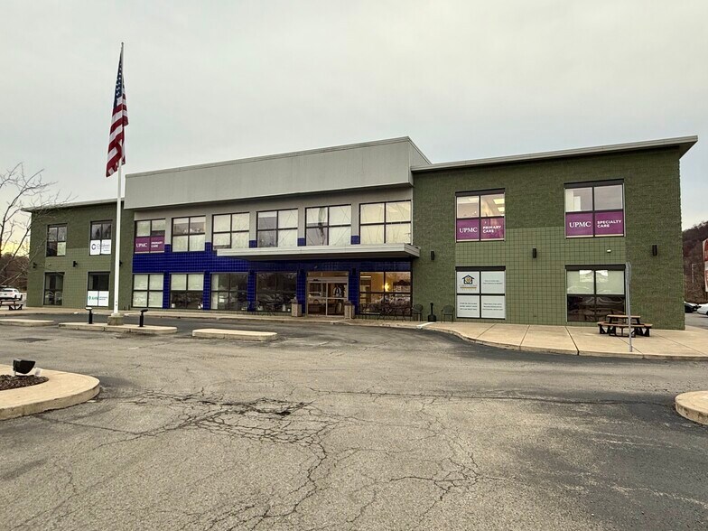 More Photos Of 2585 Freeport Rd, Pittsburgh Medical For Lease