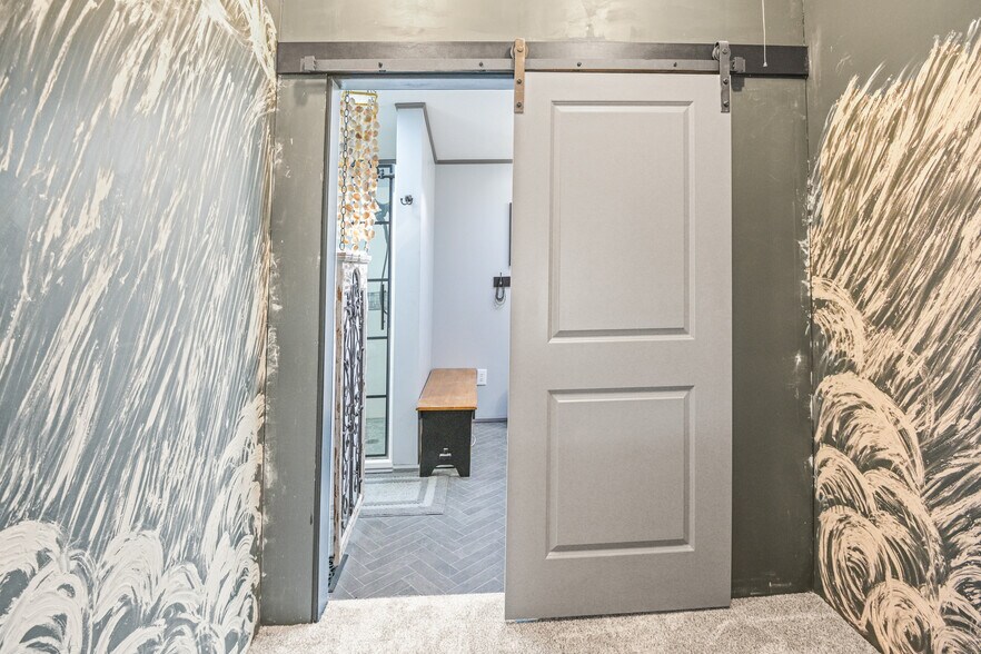 More Photos Of 33440 Highway 94, Yoder Apartments For Sale