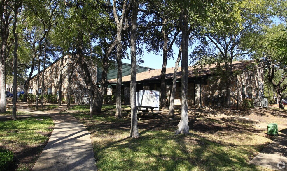 More Photos Of 12411 Hymeadow Dr, Austin Medical For Lease