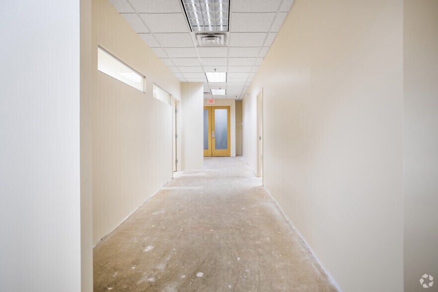 More Photos Of 40 W Gude Dr, Rockville Office For Sale