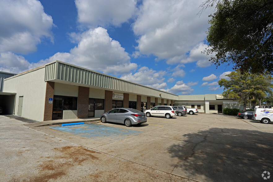 Primary Photo Of 6210 44th St N, Pinellas Park Unknown For Sale