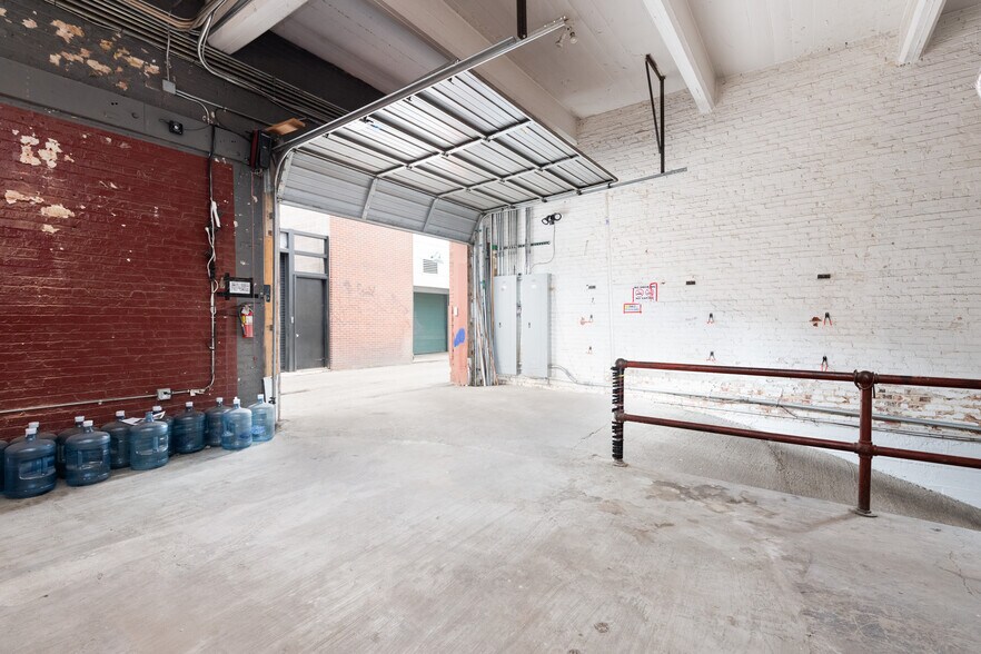 More Photos Of 2110 Market St, Denver Warehouse For Lease