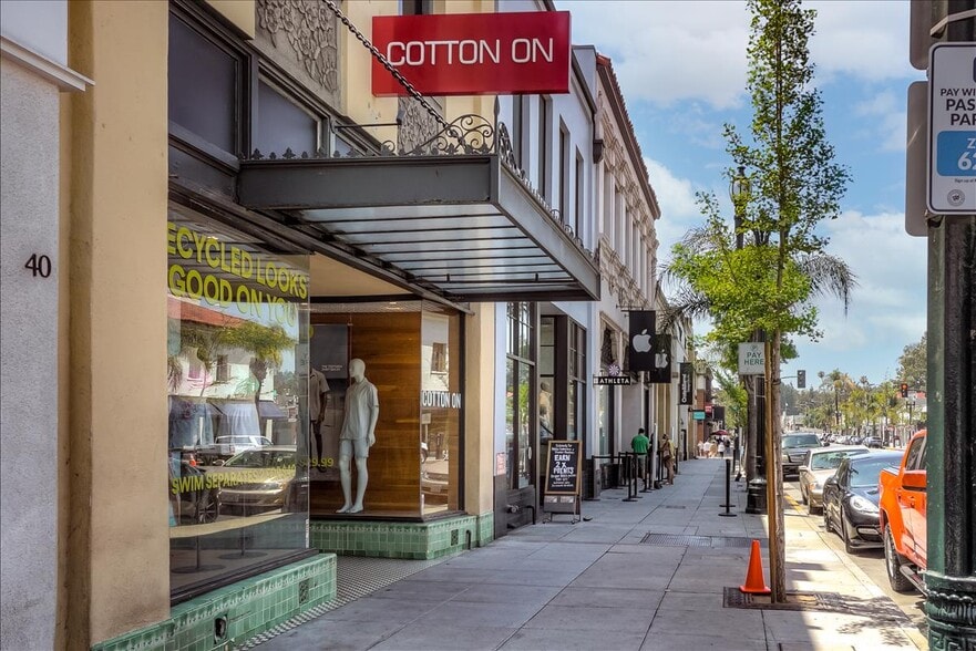 More Photos Of 20 E Colorado Blvd, Pasadena Storefront Retail Office For Lease
