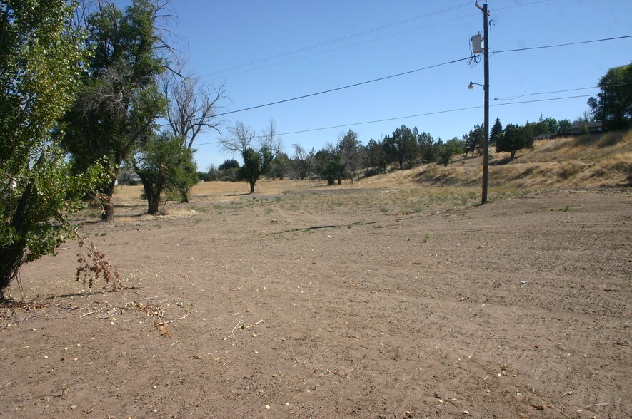 More Photos Of 401 NE 6th St, Madras Land For Sale