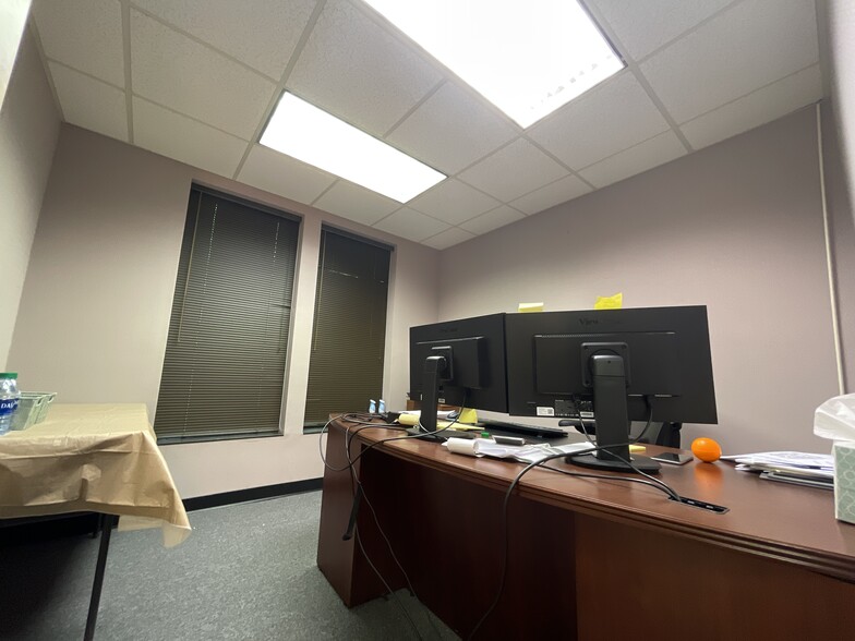 More Photos Of 1309-1315 Milstead Ave NE, Conyers Medical For Sale