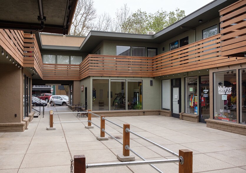 More Photos Of 231 G St, Davis Storefront Retail Office For Lease