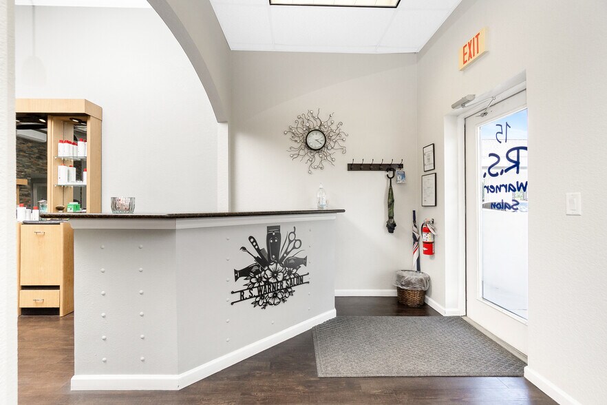 More Photos Of 20020 Veterans Blvd, Port Charlotte Office For Sale