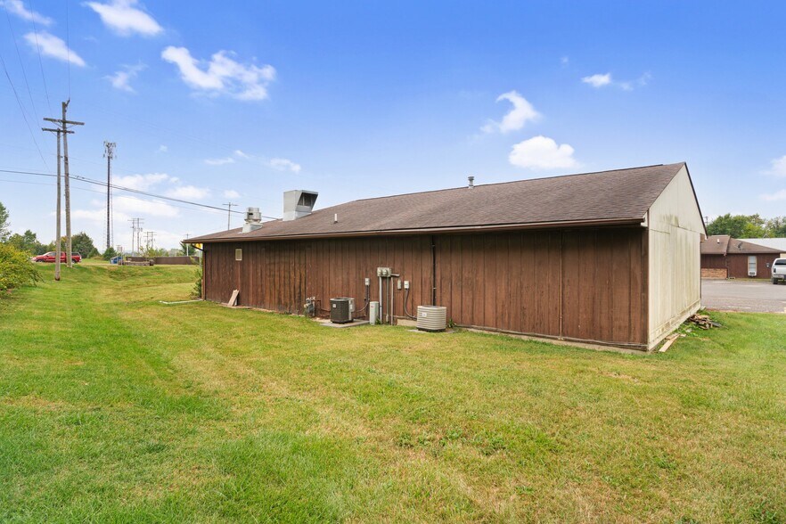 More Photos Of 403 Charles Cook Plz, New Haven Office For Sale