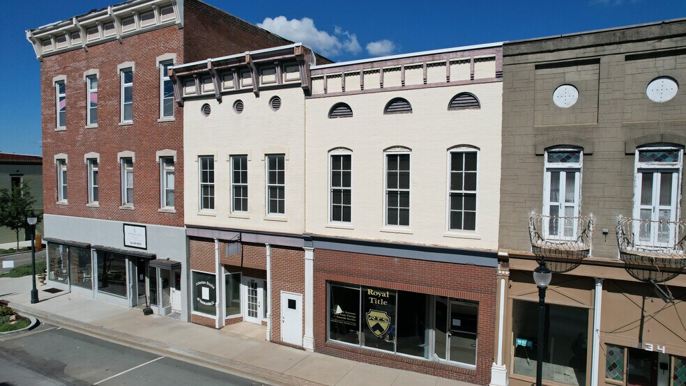 More Photos Of 124 E Morgan St, Martinsville Storefront Retail Office For Sale