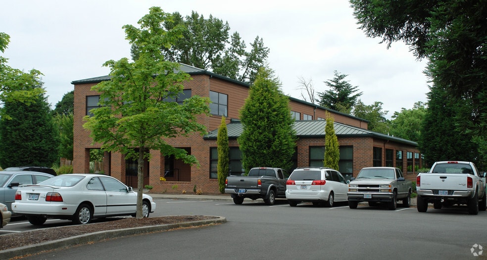 More Photos Of 1128 NE 2nd St, Corvallis Office For Sale