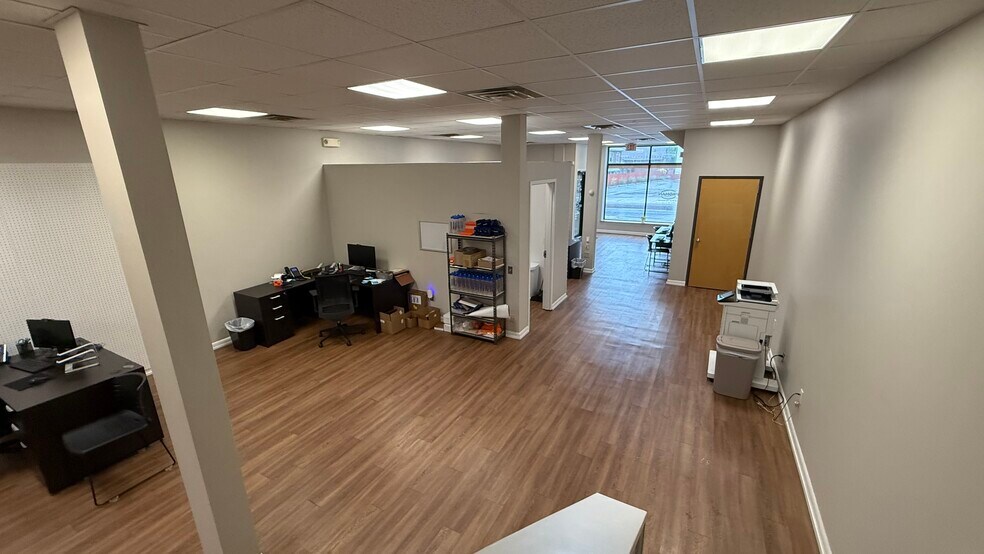 More Photos Of 480 Memorial Pky, Phillipsburg Flex For Lease