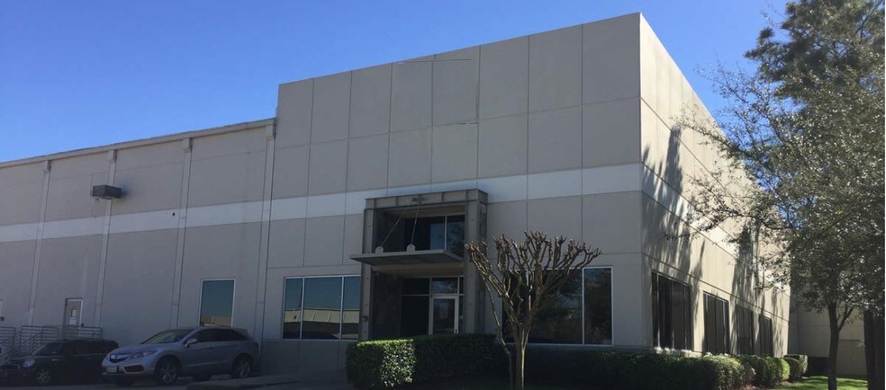 More Photos Of 10780-10798 Kempwood Dr, Houston Unknown For Lease