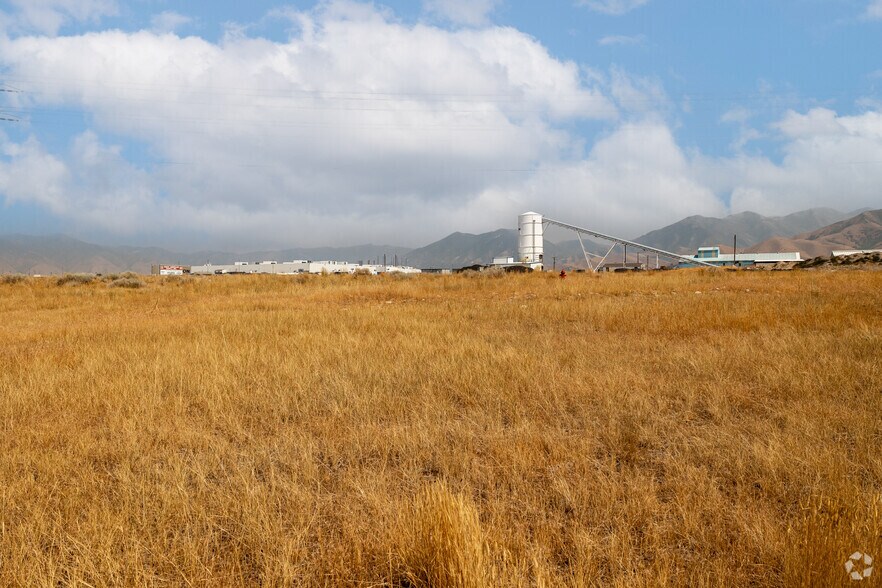 More Photos Of S 300 S Industrial Loop Rd, Tooele Land For Sale