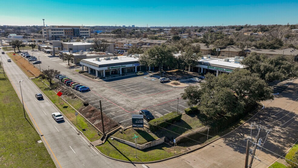 Primary Photo Of 11411 N Central Expy, Dallas Office For Lease