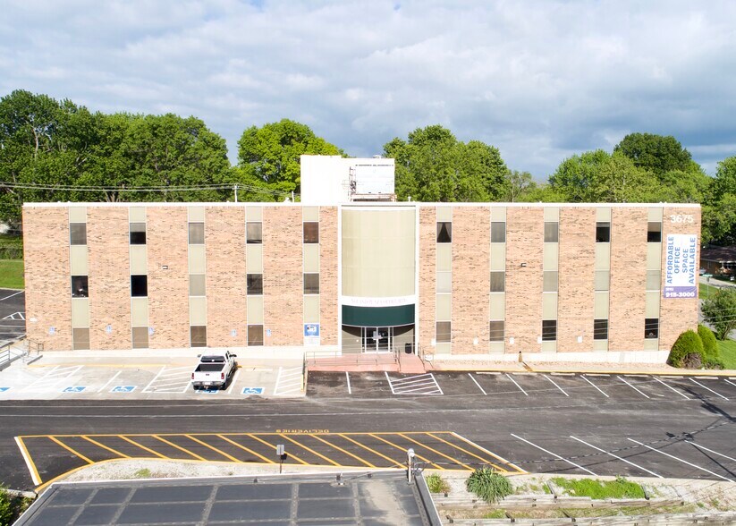 More Photos Of 3675 S Noland Rd, Independence Office Residential For Lease
