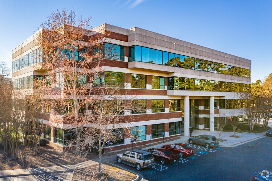 More Photos Of 1590 Adamson Pky, Morrow Office For Lease