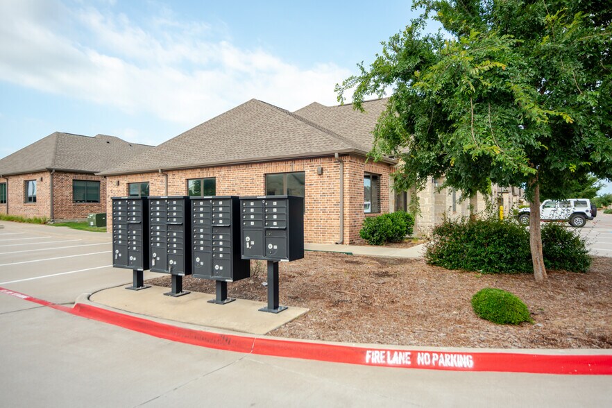More Photos Of 2601 Little Elm Pky, Little Elm Medical For Sale