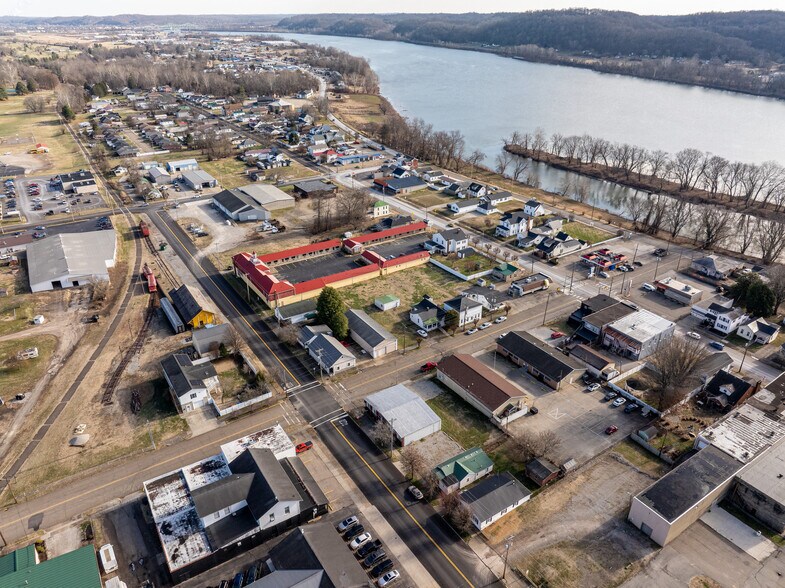 More Photos Of 49 Olive St, Gallipolis Office For Sale