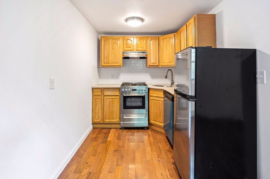 More Photos Of 1779 Fulton St, Brooklyn Apartments For Sale
