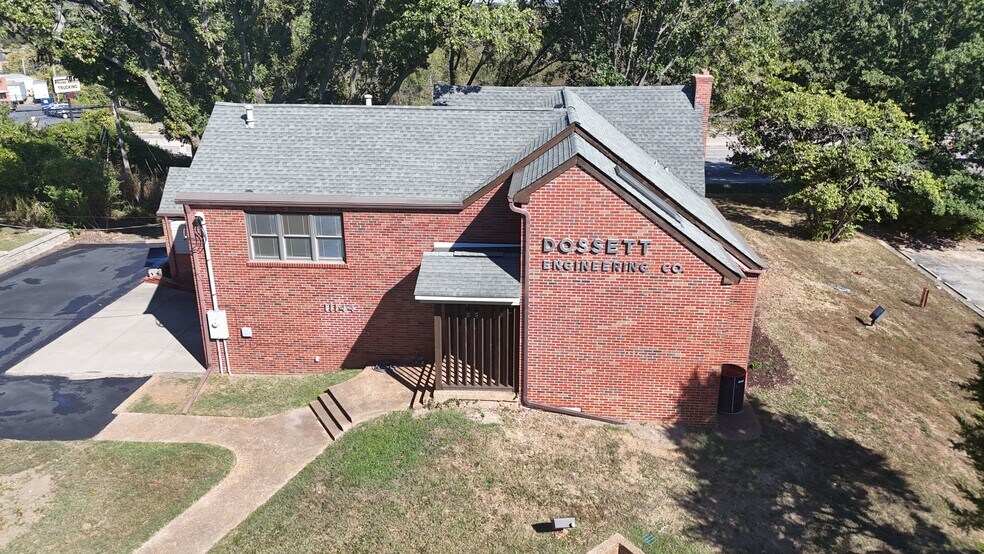 More Photos Of 11144 Dorsett Rd, Maryland Heights Office For Sale