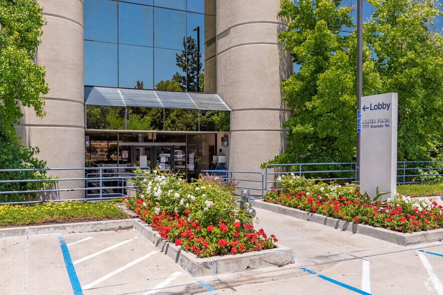 More Photos Of 7777 Alvarado Rd, La Mesa Office For Lease