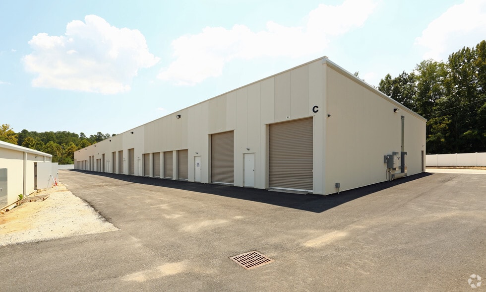 More Photos Of 4492 Washington Rd, Evans Flex For Lease