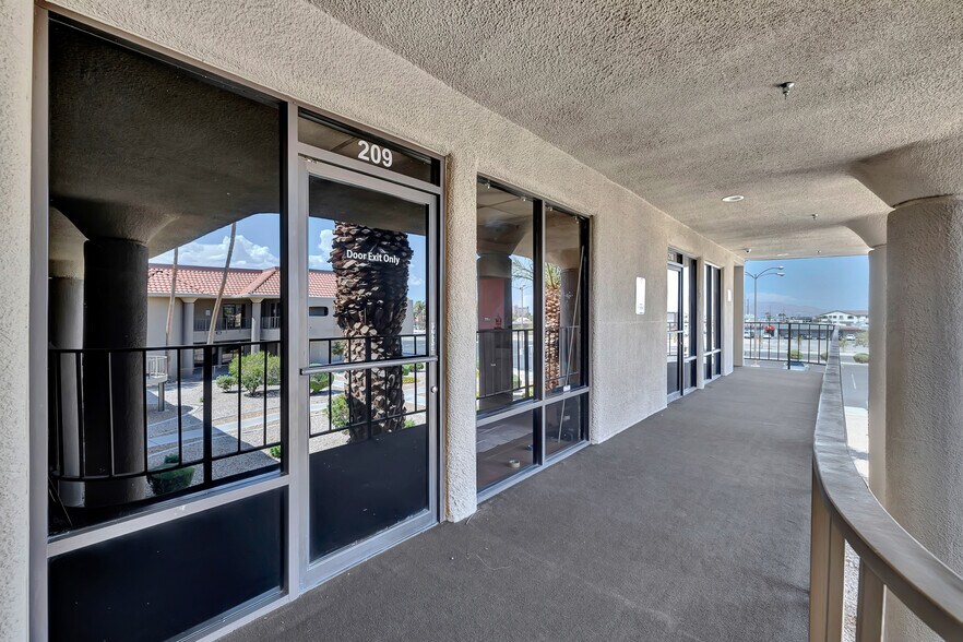 More Photos Of 5701 W Charleston Blvd, Las Vegas Medical For Sale