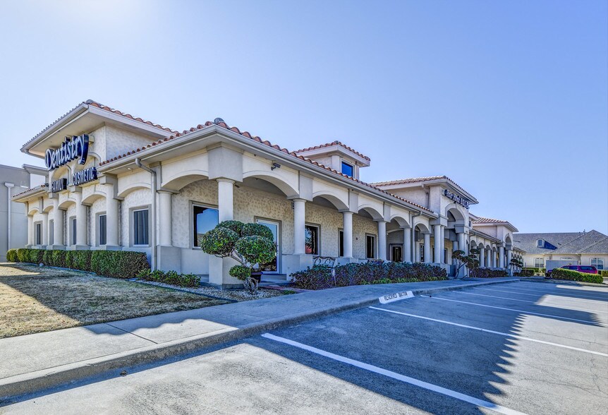 More Photos Of 1001 Long Prairie Rd, Flower Mound Medical For Sale