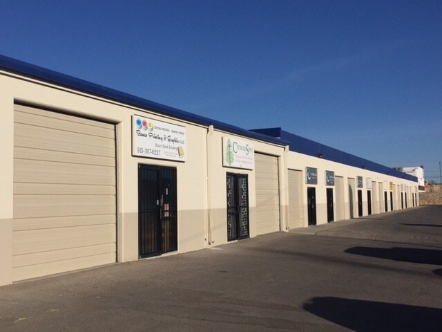 Primary Photo Of 155 McCutcheon Ln, El Paso Showroom For Lease