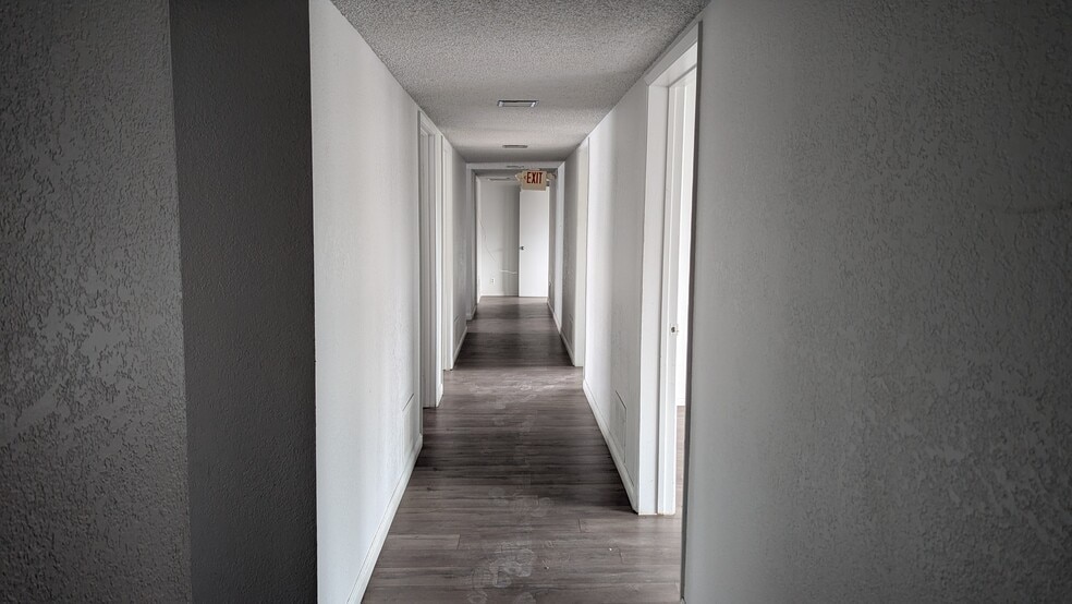 More Photos Of 1604 S Commerce St, Las Vegas Freestanding For Lease