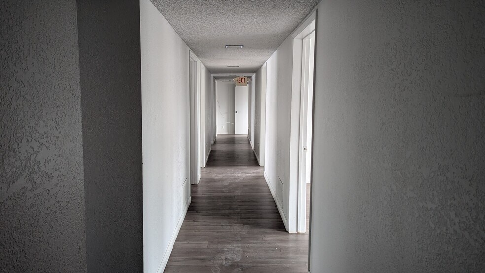 More Photos Of 1604 S Commerce St, Las Vegas Freestanding For Lease