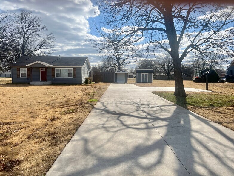 Primary Photo Of 409 W Washington St, Broken Arrow Land For Sale