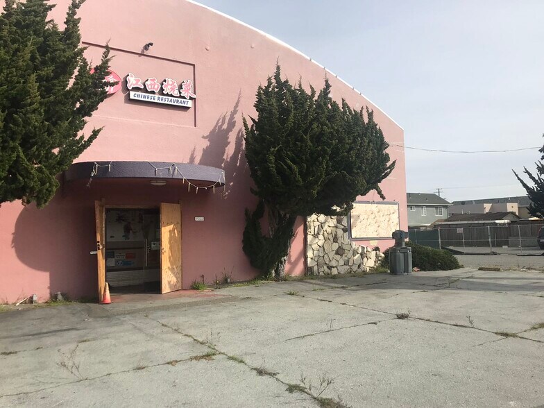 More Photos Of 744 El Camino Real, South San Francisco Restaurant For Lease