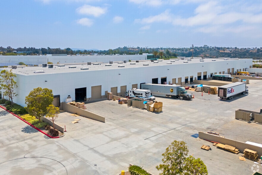 More Photos Of 3801 Ocean Ranch Blvd, Oceanside Distribution For Lease