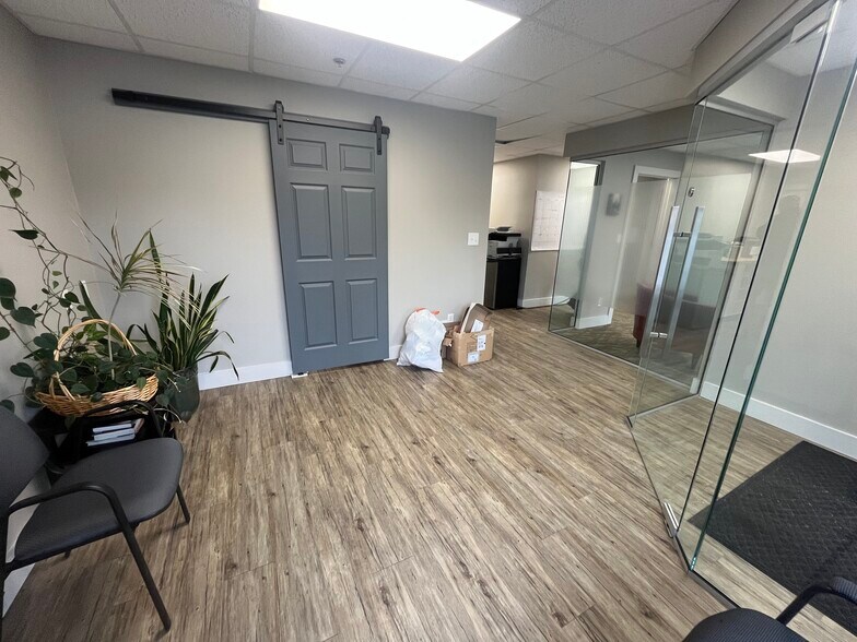 More Photos Of 111 W Bay Plz, Plattsburgh Office For Sale