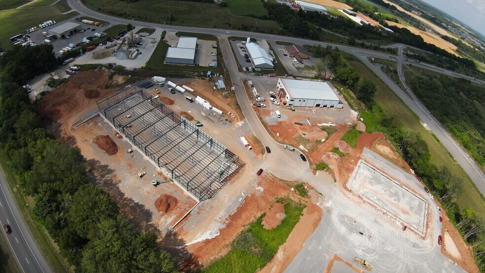 More Photos Of 111 Kapsia Way, Clarksville Warehouse For Sale