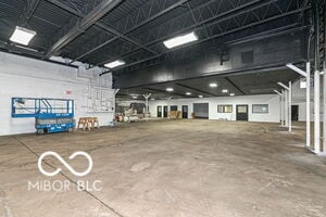 More Photos Of 2401 S Monroe St, Muncie Manufacturing For Sale