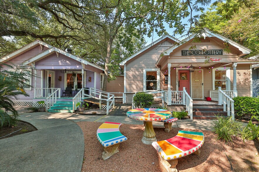 More Photos Of , Spring General Retail For Sale