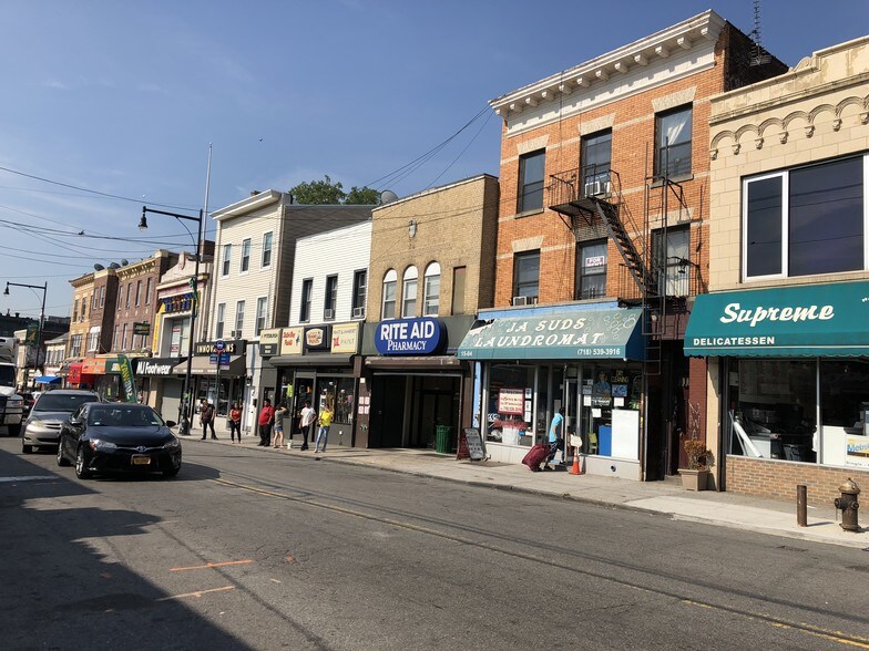 More Photos Of 15-08 College Point Blvd, College Point General Retail For Lease