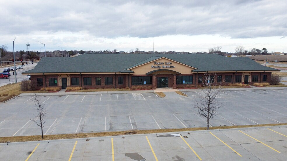 Primary Photo Of 8445 Andermatt Dr, Lincoln Medical For Sale