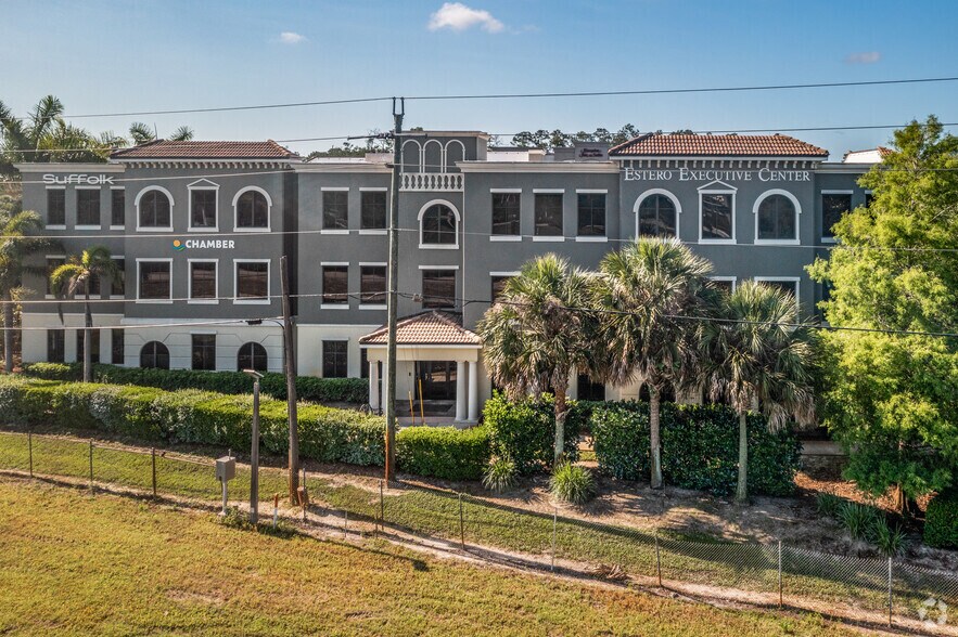 More Photos Of 10600 Chevrolet Way, Estero Office For Lease