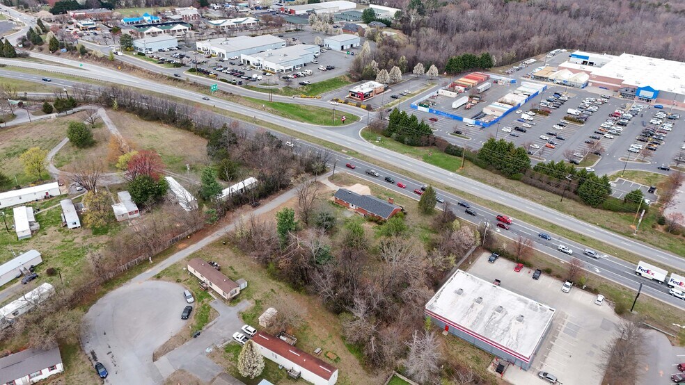 More Photos Of 1001 E Lynchburg Salem Tpke, Bedford Office For Sale