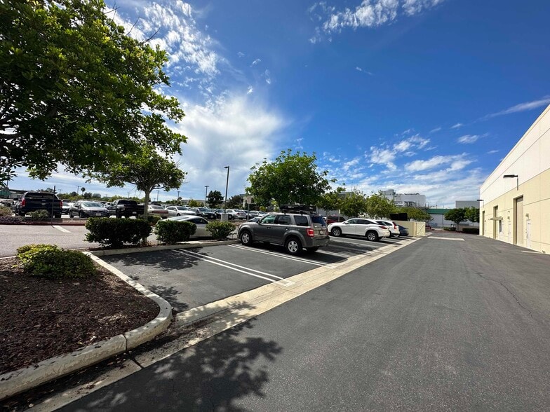 More Photos Of 2458 Alton Pky, Irvine Light Distribution For Lease