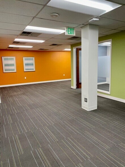 More Photos Of 225-231 E Redwood St, Baltimore Office For Lease