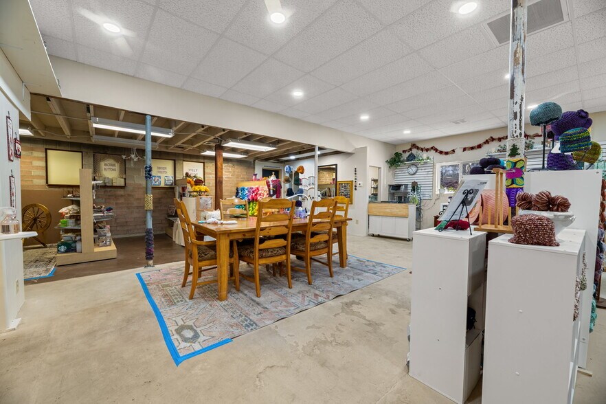 More Photos Of 41656 Big Bear Blvd, Big Bear Lake Freestanding For Sale