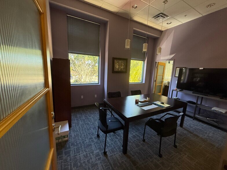 More Photos Of 961687 Gateway Blvd, Fernandina Beach Medical For Lease