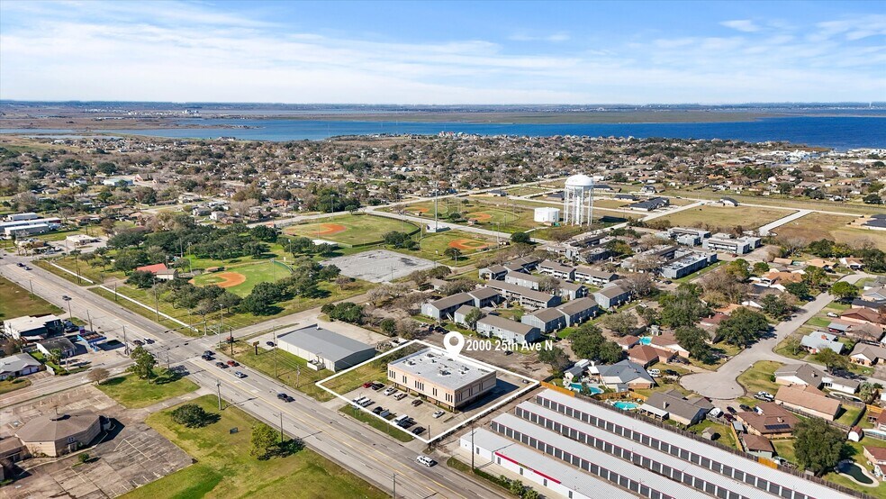 More Photos Of 2000 25th Ave N, Texas City Office For Lease